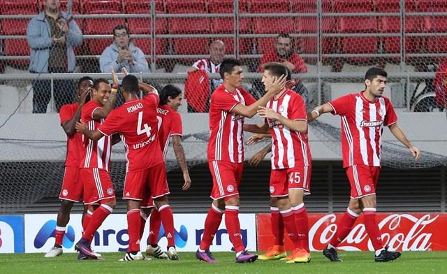 Απαγορεύεται «ερυθρόλευκη» γκέλα