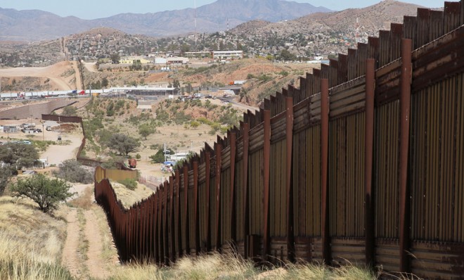 ΗΠΑ: Έκκληση αμερικανών δημάρχων κατά της ανέγερσης τείχους με το Μεξικό