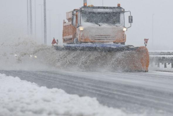 Ποιοι δρόμοι είναι κλειστοί στην Αττική λόγω του χιονιά