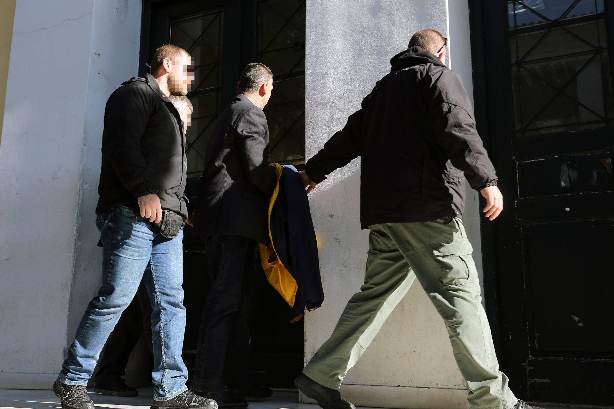 Διάλογοι – σοκ από το κύκλωμα εκβιαστών