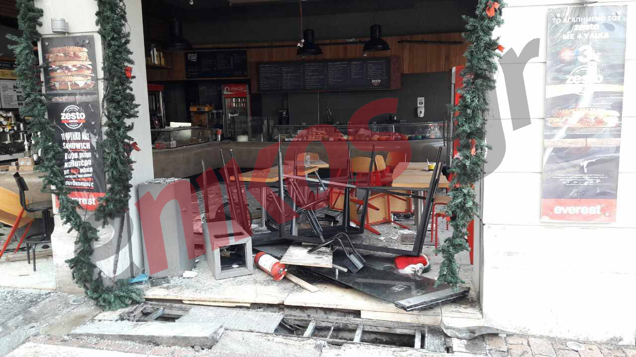 Εικόνες καταστροφής στο κατάστημα που έγινε η έκρηξη – ΦΩΤΟ