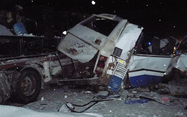 Φονική καραμπόλα με 11 νεκρούς στη Σιβηρία – Οι 9 ήταν παιδιά – ΒΙΝΤΕΟ