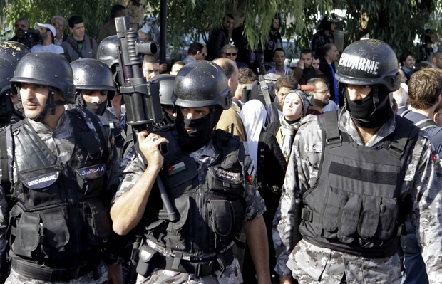 Ένοπλοι επιτέθηκαν σε αστυνομικούς στην Ιορδανία – 5 νεκροί