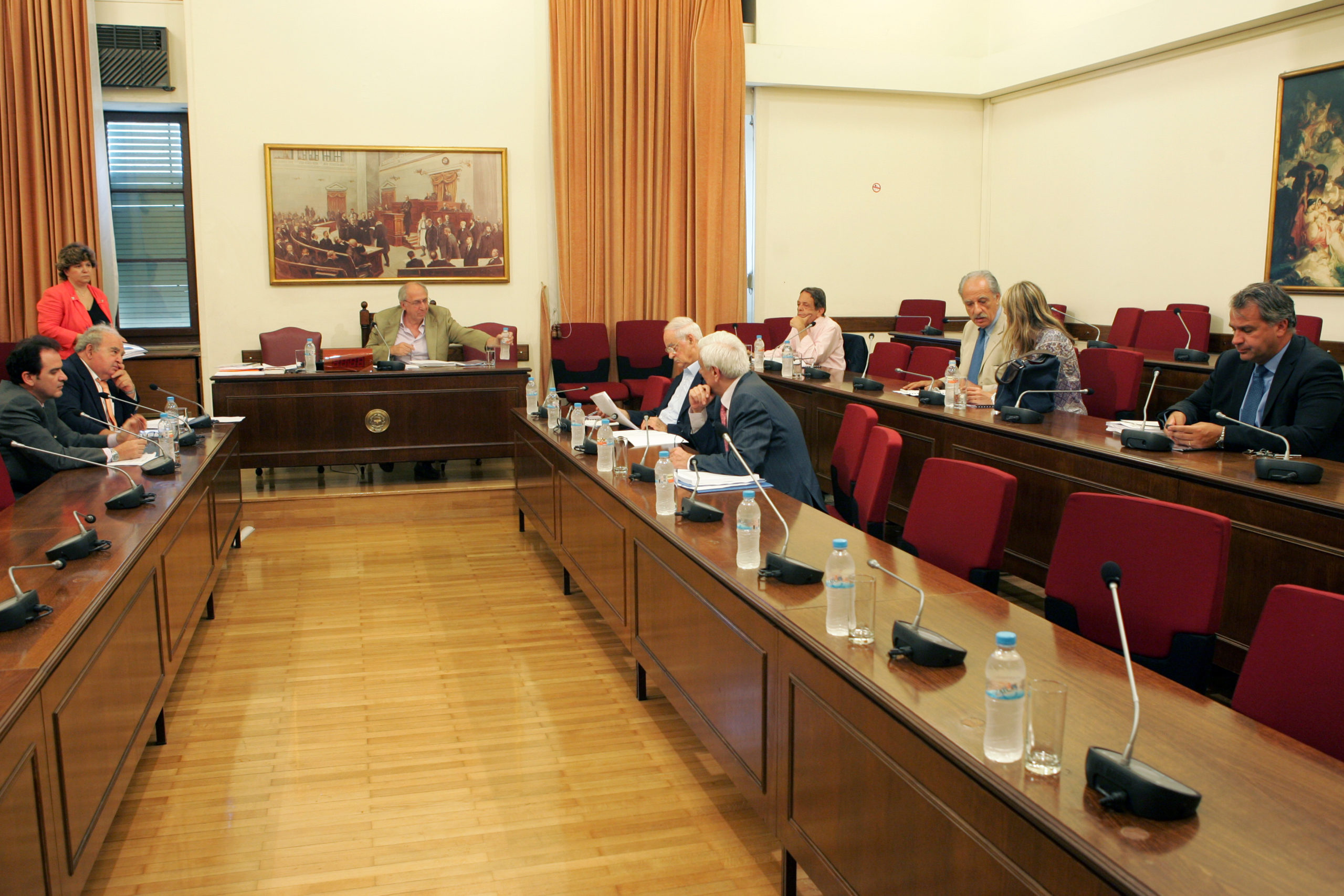 Πρόεδρος ΑΔΑΕ για υποκλοπές: Είμαστε εκτεθειμένοι