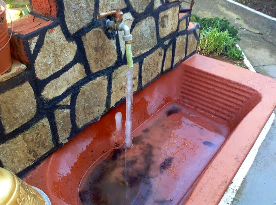 Ιωάννινα: Χωρίς νερό πολλά σπίτια εξαιτίας του παγετού