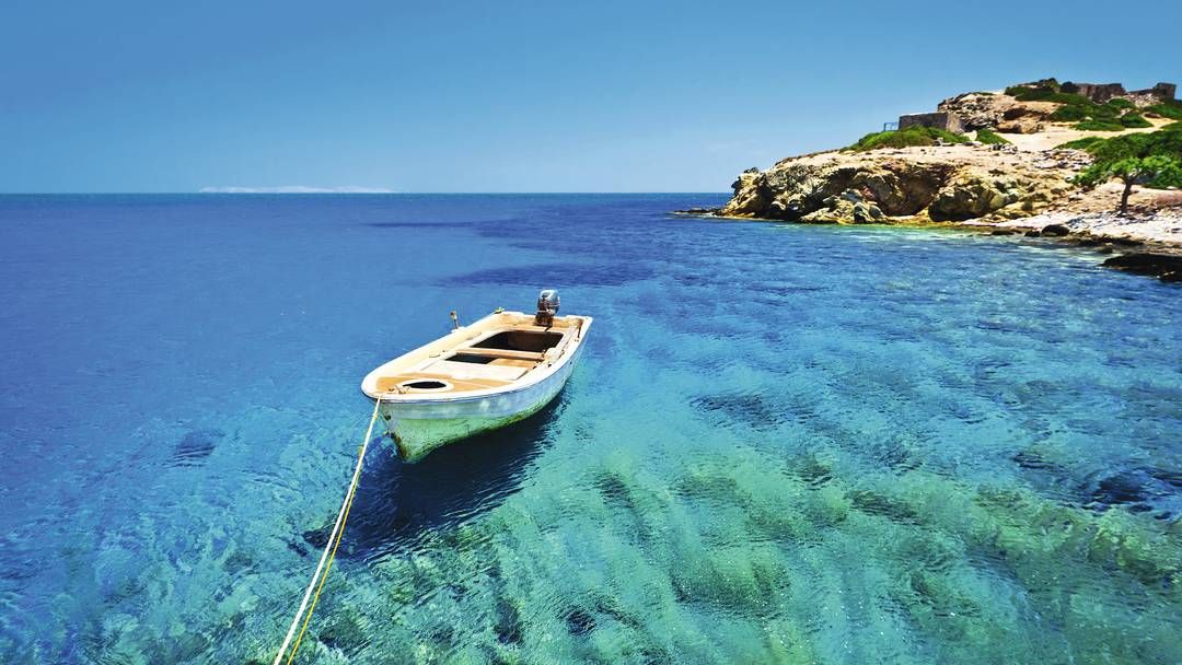 Forbes: Ελληνικό νησί στους 10 πιο οικονομικούς προορισμούς για το 2017