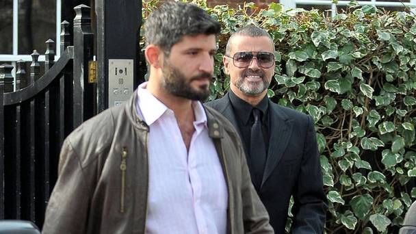 Ο σύντροφος του Τζορτζ Μάικλ: Δεν έγραψα ποτέ ότι αυτοκτόνησε