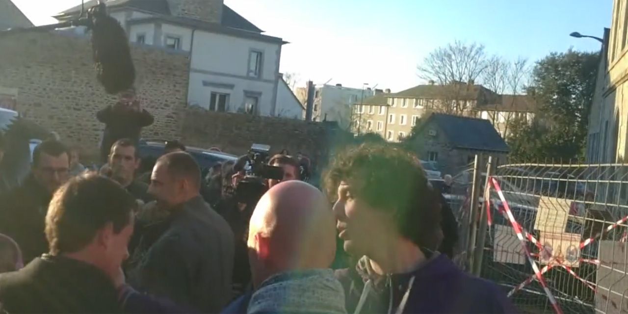 Νεαρός επιχείρησε να χαστουκίσει τον πρώην πρωθυπουργό της Γαλλίας Μανουέλ Βαλς – ΒΙΝΤΕΟ