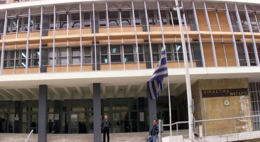 Εκκενώθηκε το δικαστικό μέγαρο Θεσσαλονίκης έπειτα από τηλεφώνημα για βόμβα