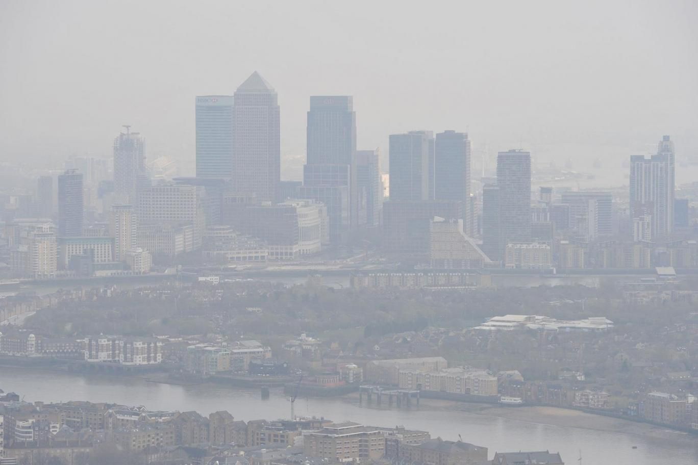 Σε συναγερμό το Λονδίνο λόγω ατμοσφαιρικής ρύπανσης