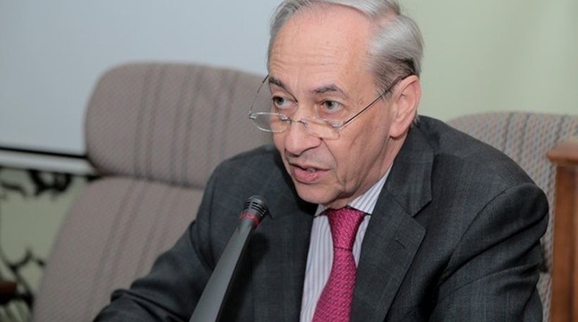 Ο Μπούρλος στον Realfm 97,8 για την εμπρηστική επίθεση στο γραφείο του