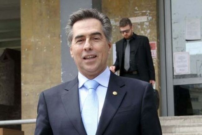 Η απάντηση του Παπαγεωργόπουλου σε δημοσιεύματα: Δεν ξέρω σκι