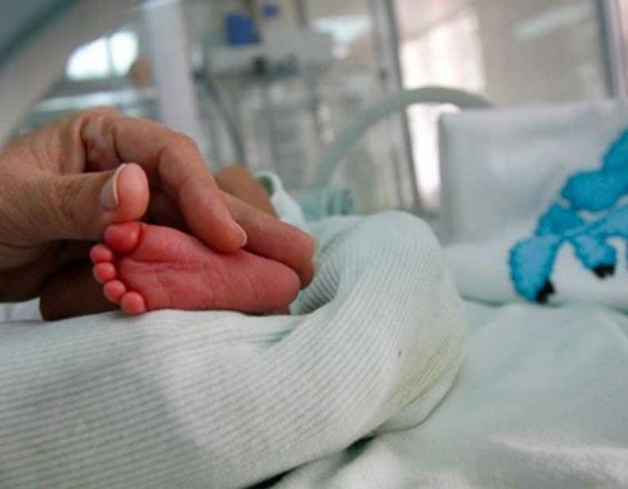 Ανείπωτη θλίψη για το βρέφος στη Σητεία – Σήμερα η κηδεία