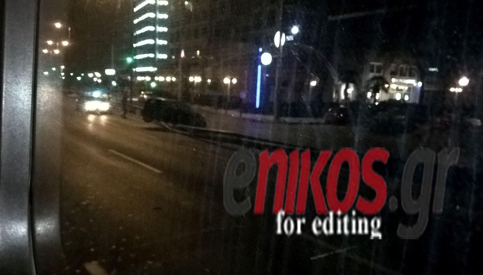 Τροχαίο στην λεωφόρο Ποσειδώνος – ΙΧ προσγειώθηκε στις διαχωριστικές μπάρες