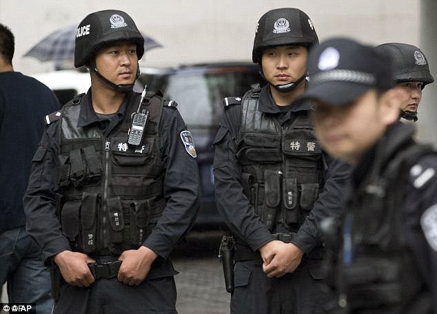 Σοκ – Άνδρας μαχαίρωσε 11 παιδιά σε νηπιαγωγείο της Κίνας