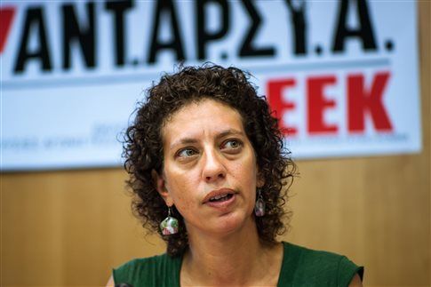 Φραστική επίθεση στελέχους της ΑΝΤΑΡΣΥΑ στην Κωνσταντοπούλου