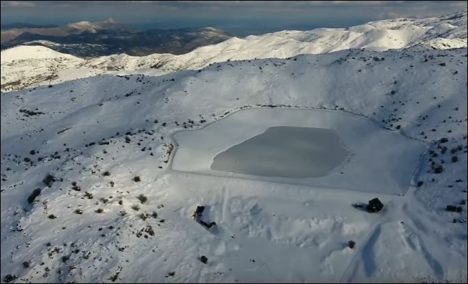 Η χιονισμένη Κρήτη από… ψηλά – ΒΙΝΤΕΟ