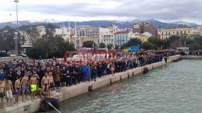 Ο Αγιασμός των υδάτων στην Πάτρα – ΦΩΤΟ