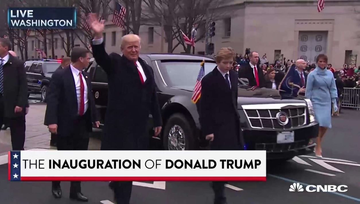 Ο Τραμπ έφυγε από το Καπιτώλιο για τον Λευκό Οίκο – BINTEO