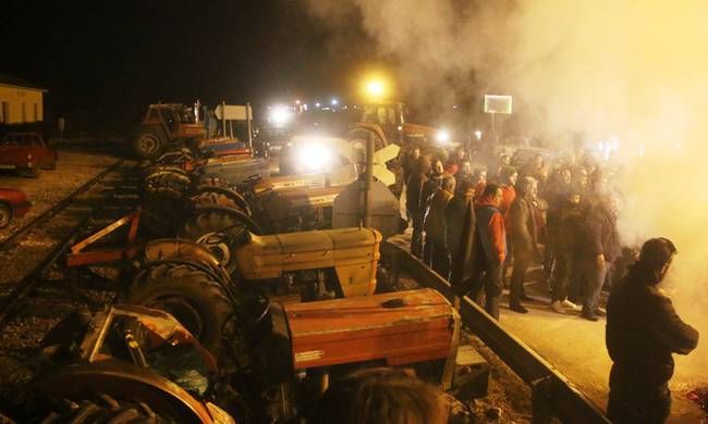 Άνοιξε η εθνική Πατρών – Κορίνθου στο ύψος του Αιγίου