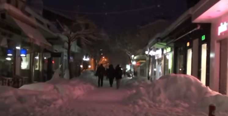 Καρδίτσα: Προβλήματα στην πόλη και το οδικό δίκτυο από τη σφοδρή χιονόπτωση – ΒΙΝΤΕΟ