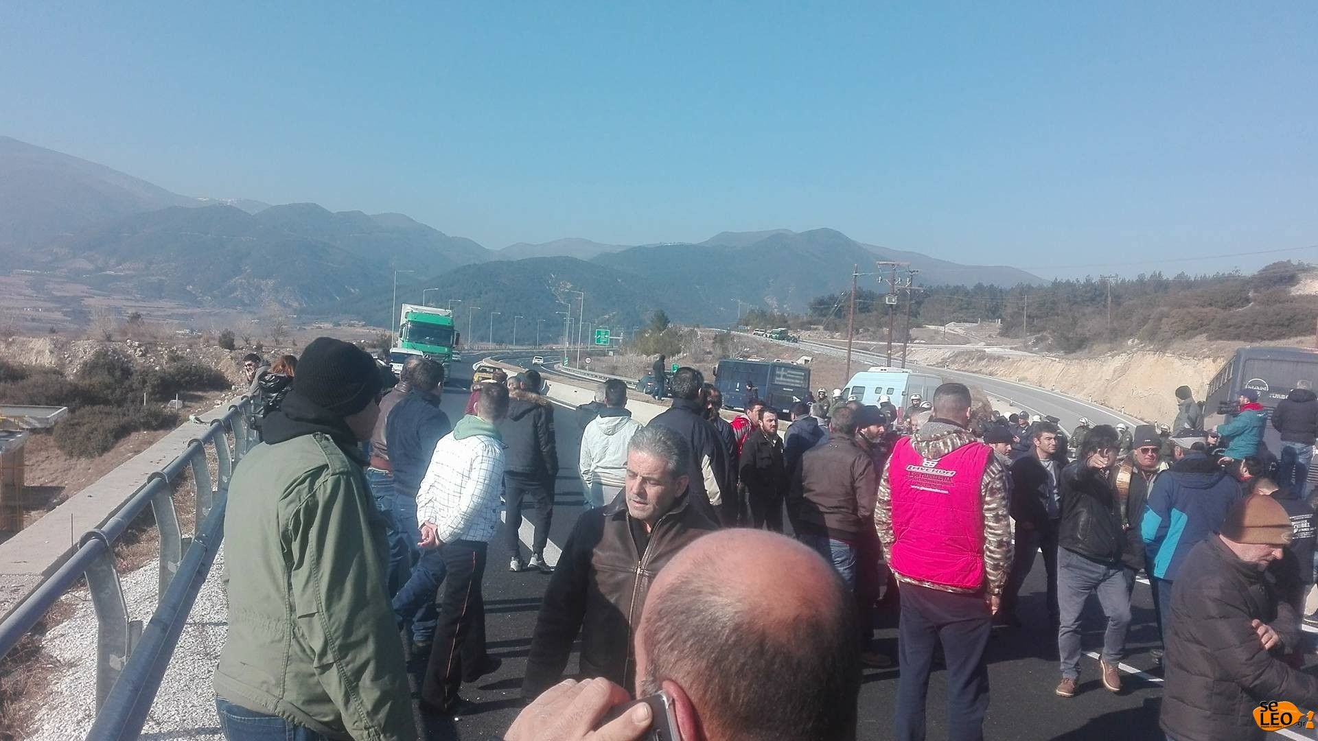 Σε τρία σημεία προς τον Προμαχώνα σταμάτησε η αστυνομία τους αγρότες