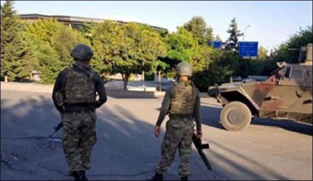 Επίθεση με ρουκέτες σε αστυνομικό τμήμα στο Ντιγιάρμπακιρ