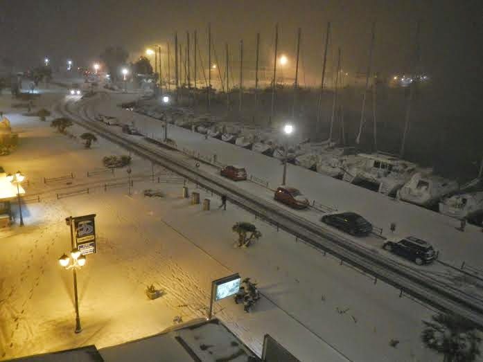 Μαγνησία: Έντονα προβλήματα απο τη συνεχή χιονόπτωση