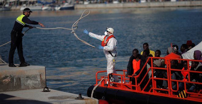 Έξι μετανάστες νεκροί στα παράλια της νότιας Ισπανίας