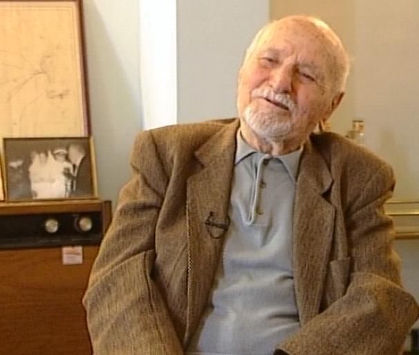 «Έφυγε» ο Έλληνας ήρωας της απόβασης στη Νορμανδία Ναύαρχος Γρηγόρης Παυλάκης