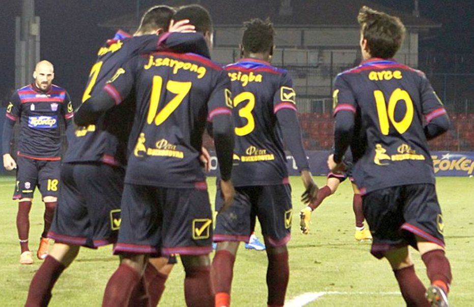 «Καίγονται» για το τρίποντο στη Βέροια, τους… καίει το Χ