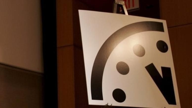 Πιο κοντά στα μεσάνυχτα μετακινήθηκαν οι δείκτες στο ρολόι της Αποκάλυψης