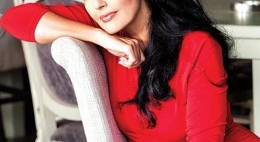 Ποια Ελληνίδα ηθοποιός έστειλε μήνυμα στη Wikipedia για να αλλάξει την ηλικία της; – ΒΙΝΤΕΟ