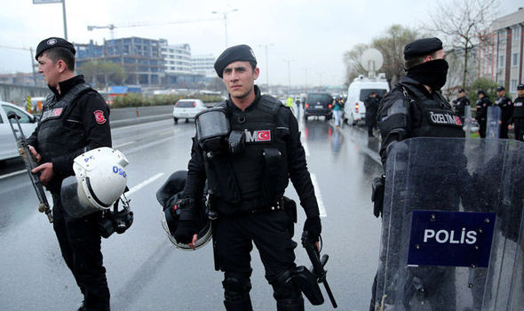 Κωνσταντινούπολη – Σύλληψη υπόπτου για την επίθεση στο Αρχηγείο της Αστυνομίας