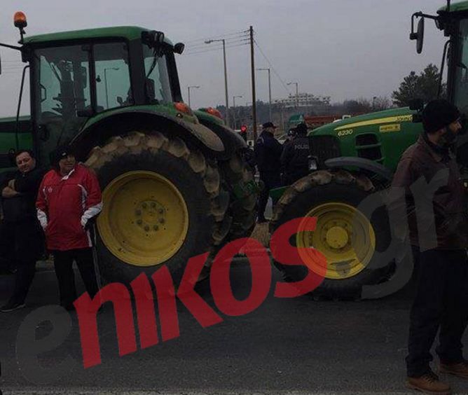 ΜΑΤ σε μπλόκο των αγροτών στον Προμαχώνα – Κλειστός ο δρόμος – ΦΩΤΟ – ΒΙΝΤΕΟ