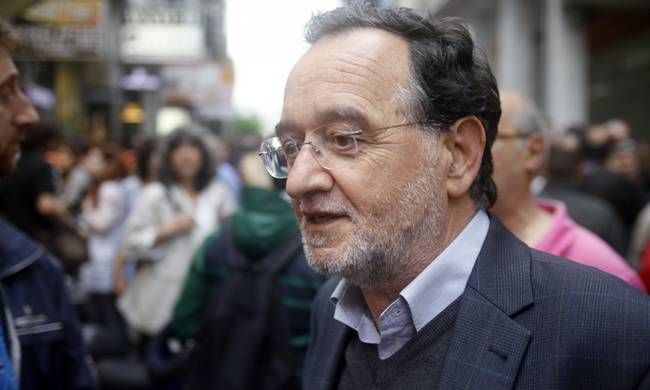 Λαφαζάνης: Επιστροφή στο εθνικό νόμισμα