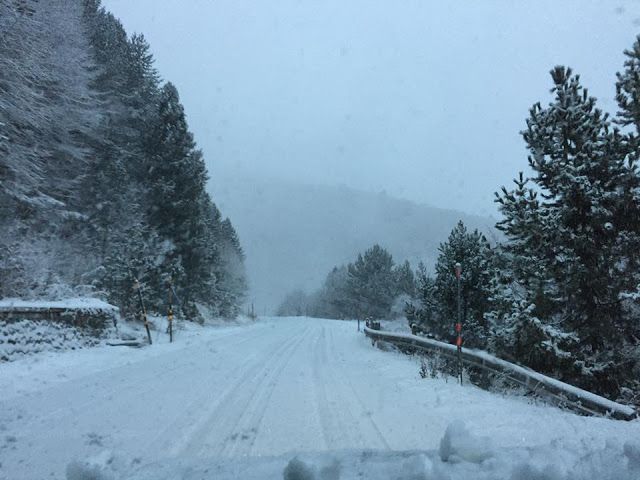 Σφοδρή χιονόπτωση στα Ιωάννινα – ΦΩΤΟ