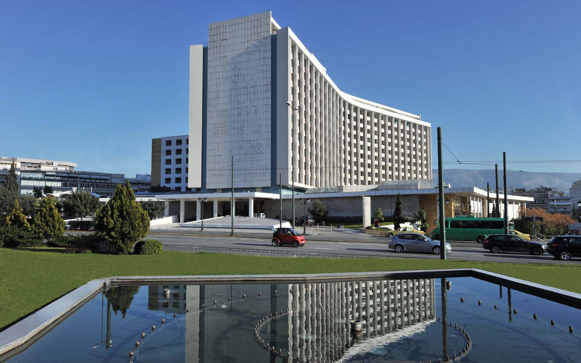 Θρίλερ με την απόπειρα αυτοκτονίας στο Χίλτον