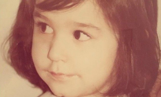 Την αναγνωρίζετε; Το κοριτσάκι που έγινε διάσημη γνωστή ηθοποιός