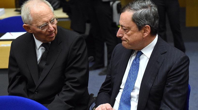 Ο Σόιμπλε για τον Ντράγκι: Να τερματίσει την πολιτική ποσοτικής χαλάρωσης