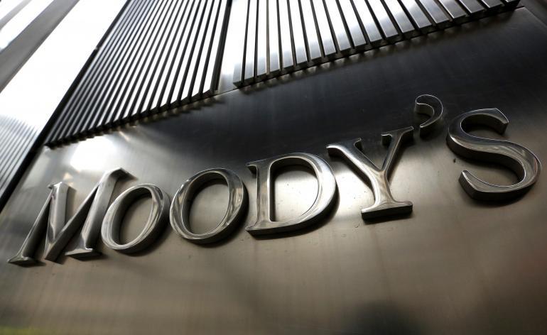 Moody’s: Η ελληνική οικονομία θα αναπτυχθεί ταχύτερα από τον μέσο όρο της Ευρωζώνης το 2017 και το 2018