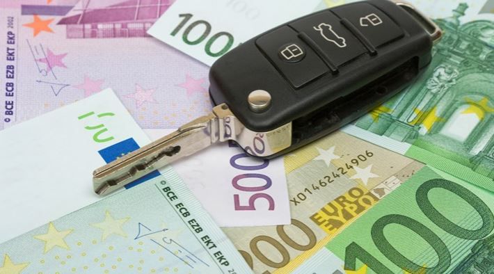 Αλλάζει ο Φόρος Πολυτελούς Διαβίωσης στα αυτοκίνητα, νέο «χαράτσι» στα εταιρικά ΙΧ, αμετάβλητα τα τεκμήρια