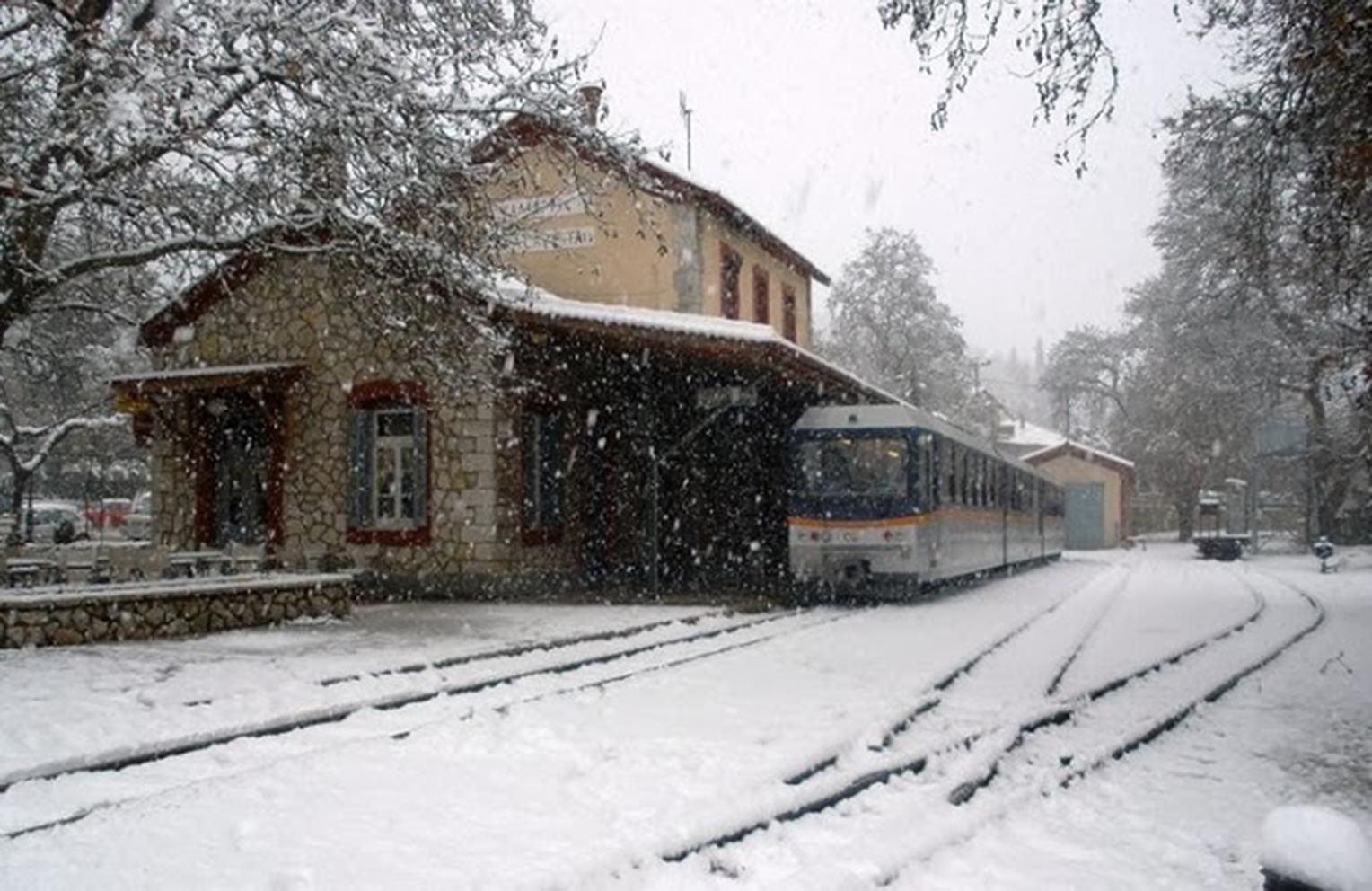 Κλειστά αύριο τα σχολεία στο δήμο Καλαβρύτων