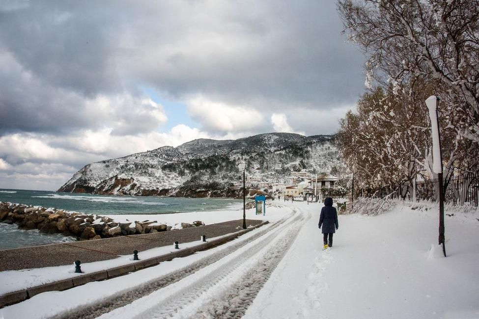 Στο έλεος του χιονιά η Αλόννησος και η Σκόπελος