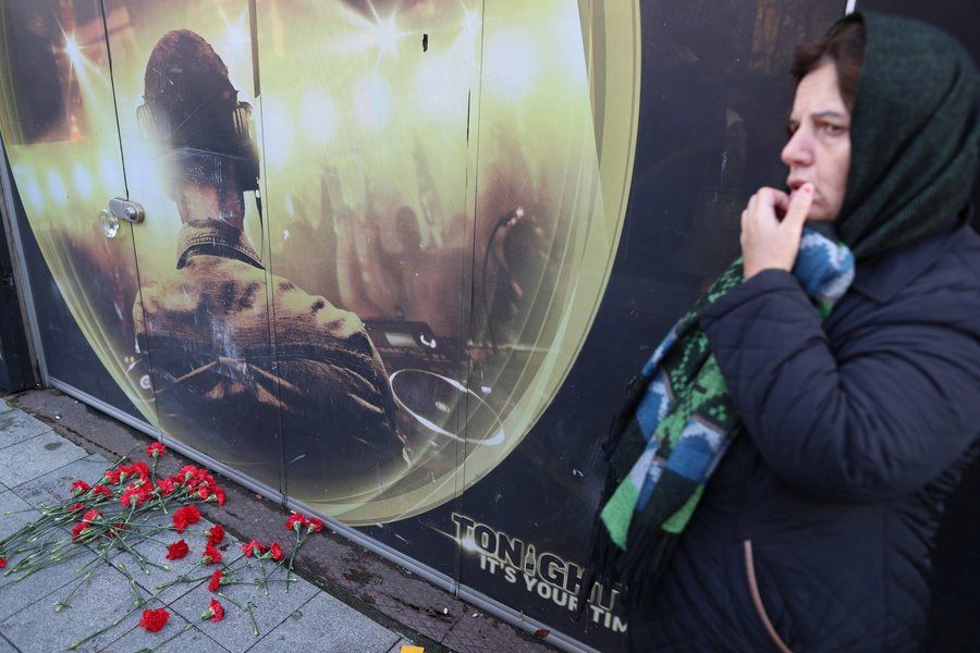 Η ανατριχιαστική αφίσα στην είσοδο του κλαμπ στην Κωνσταντινούπολη – ΦΩΤΟ