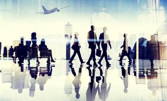 Κύμα φυγής: Εικόνα διάλυσης στην πραγματική οικονομία