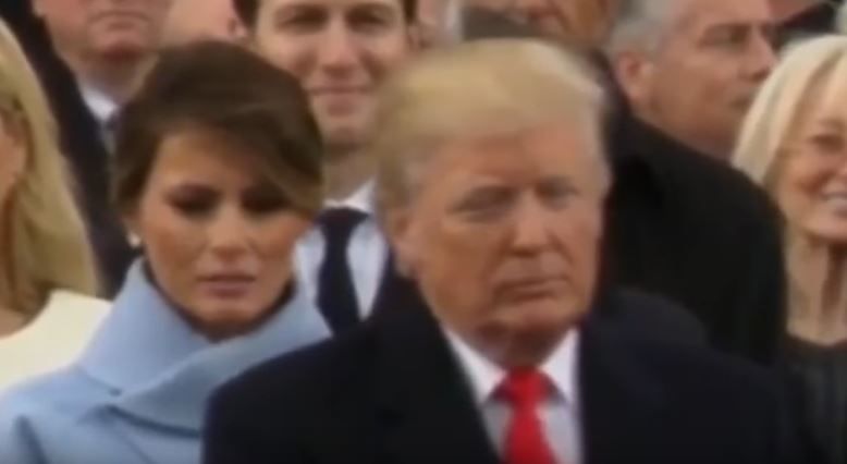 Όταν… πάγωσε το χαμόγελο της Μελάνια – ΒΙΝΤΕΟ