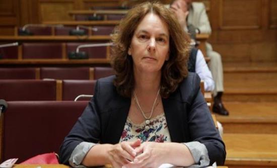 Παπανάτσιου: Η κυβέρνηση μελετά την τροποποίηση ή ακόμη και την κατάργηση του ΕΦΚ στο κρασί