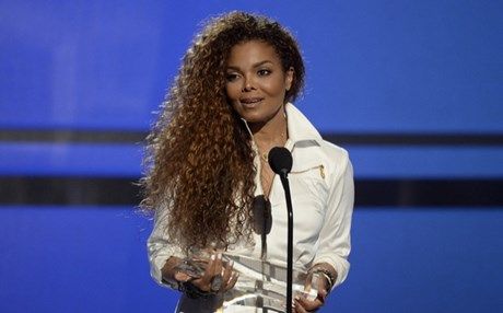 Μαμά στα 50 της έγινε η Τζάνετ Τζάκσον