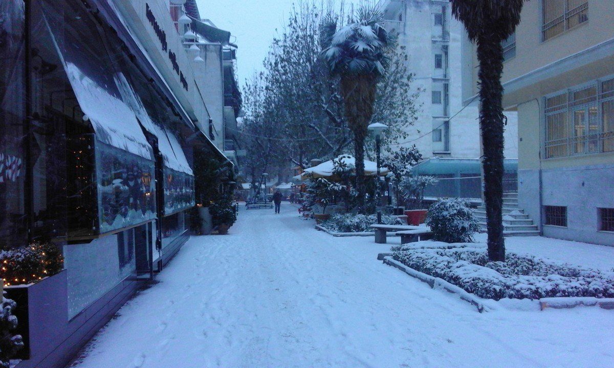 Στα λευκά η Λάρισα – ΦΩΤΟ